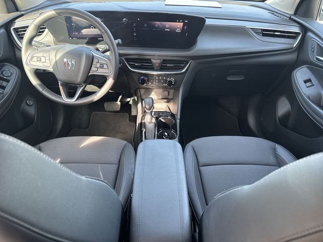 Buick Encore GX Vehicle Full-screen Gallery Image 19