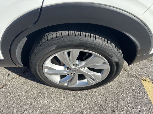 Buick Encore GX Vehicle Full-screen Gallery Image 31