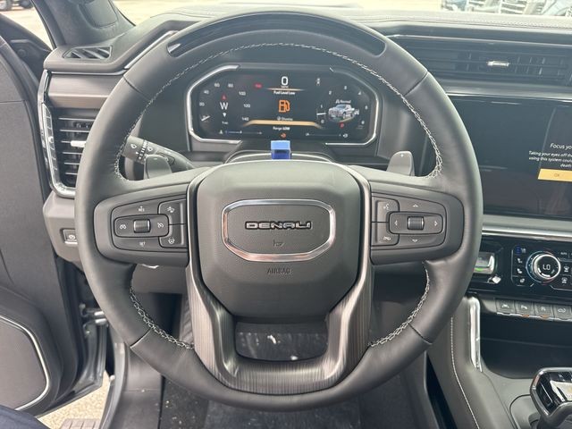 GMC Sierra 1500 Vehicle Full-screen Gallery Image 14