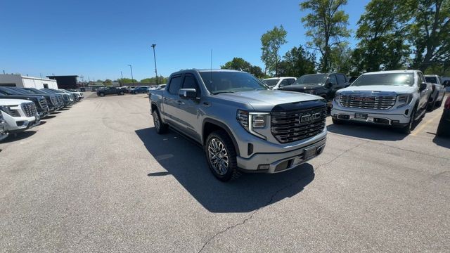 GMC Sierra 1500 Vehicle Full-screen Gallery Image 02