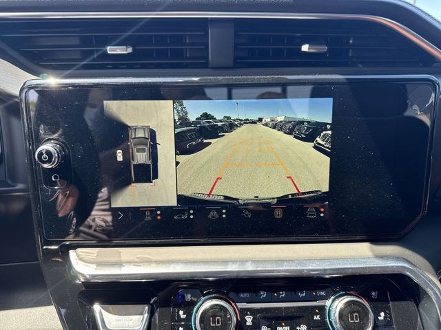 GMC Sierra 1500 Vehicle Full-screen Gallery Image 17
