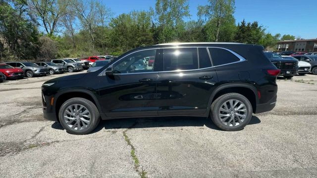 Buick Enclave Vehicle Full-screen Gallery Image 05