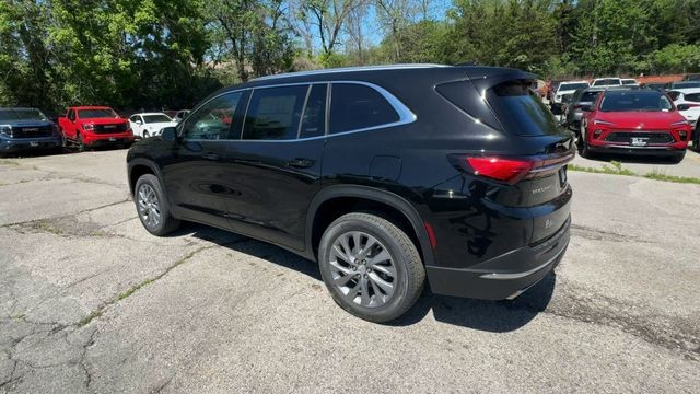 Buick Enclave Vehicle Full-screen Gallery Image 06