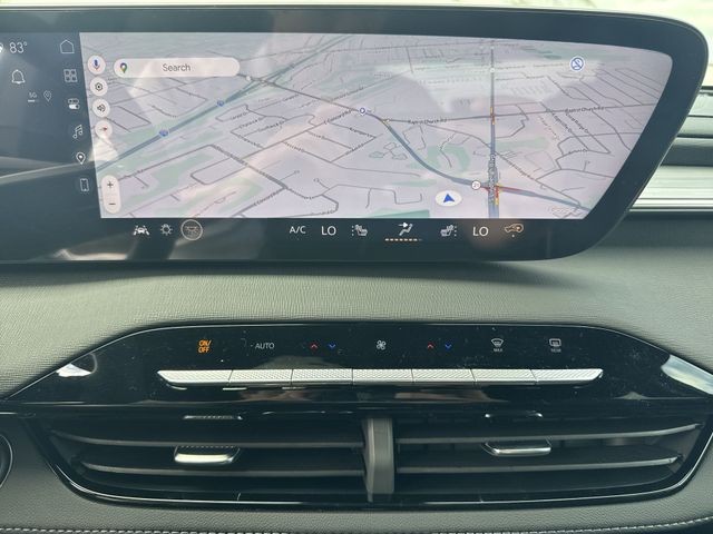 Buick Enclave Vehicle Full-screen Gallery Image 18