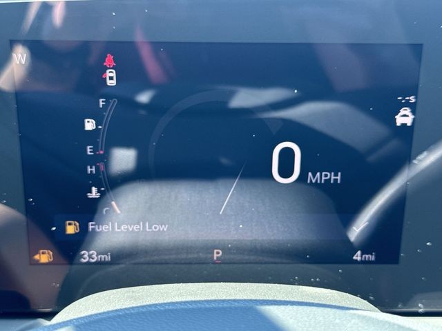 Buick Encore GX Vehicle Full-screen Gallery Image 15