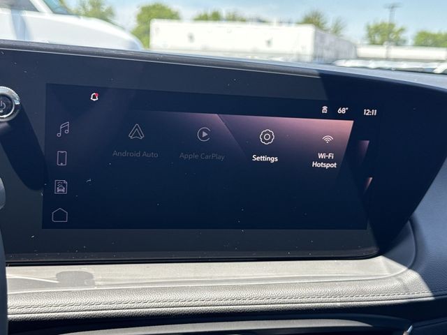 Buick Encore GX Vehicle Full-screen Gallery Image 16