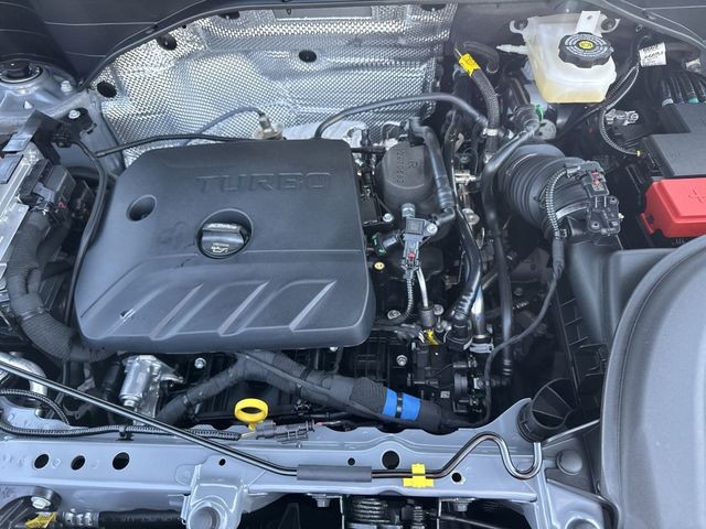 Buick Encore GX Vehicle Full-screen Gallery Image 25