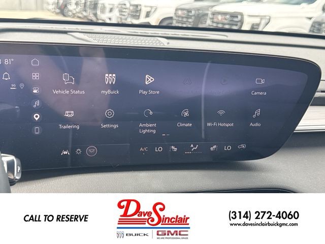 Buick Enclave Vehicle Full-screen Gallery Image 16