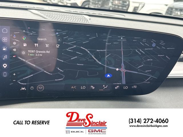 Buick Enclave Vehicle Full-screen Gallery Image 18