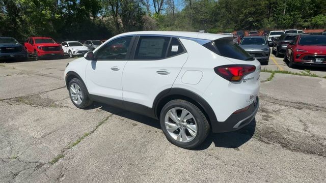 Buick Encore GX Vehicle Full-screen Gallery Image 06