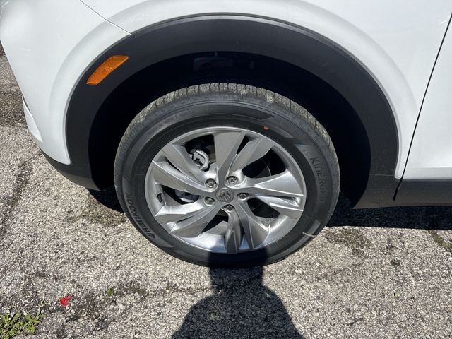 Buick Encore GX Vehicle Full-screen Gallery Image 10