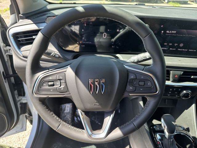 Buick Encore GX Vehicle Full-screen Gallery Image 14