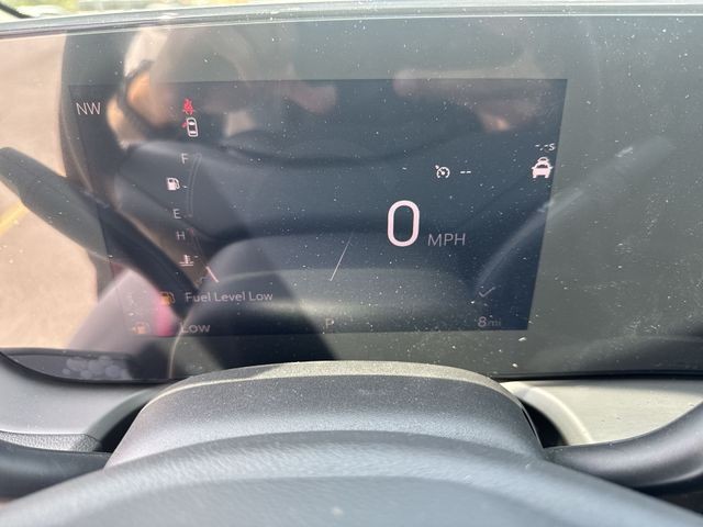 Buick Encore GX Vehicle Full-screen Gallery Image 15