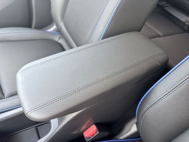 Buick Encore GX Vehicle Full-screen Gallery Image 20