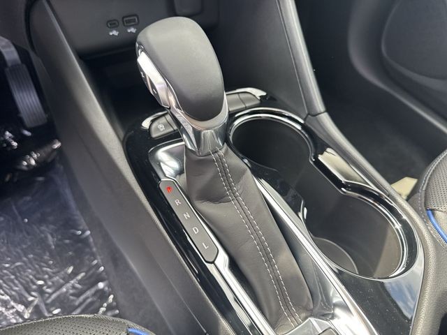 Buick Encore GX Vehicle Full-screen Gallery Image 19