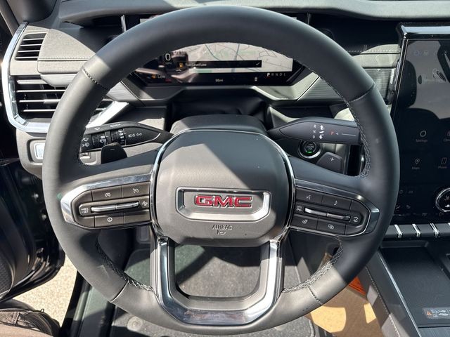 GMC Acadia Vehicle Full-screen Gallery Image 14