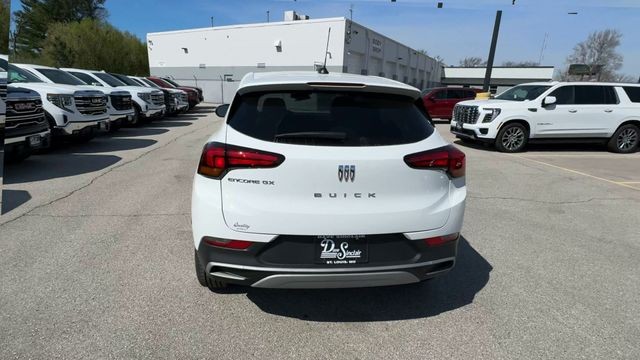 Buick Encore GX Vehicle Full-screen Gallery Image 07