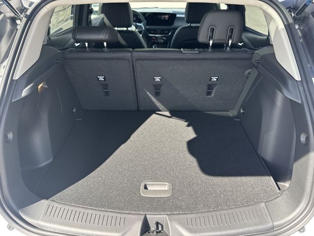 Buick Encore GX Vehicle Full-screen Gallery Image 22