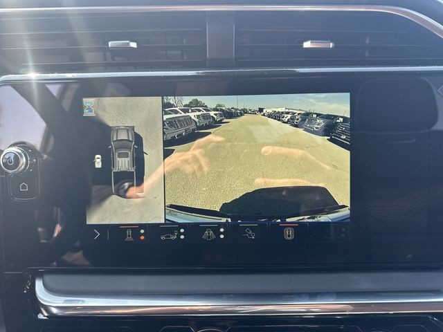 GMC Sierra 1500 Vehicle Full-screen Gallery Image 17