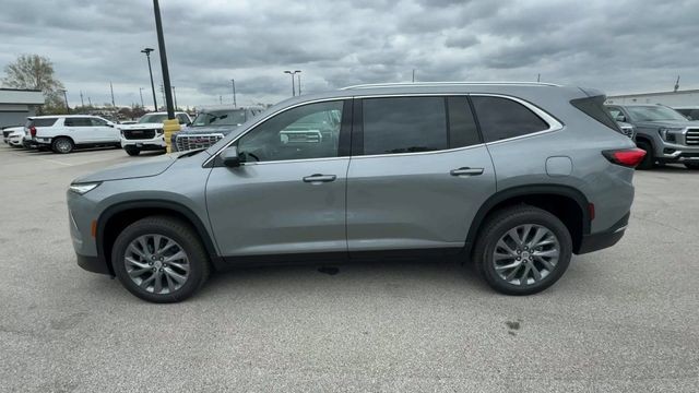 Buick Enclave Vehicle Full-screen Gallery Image 05