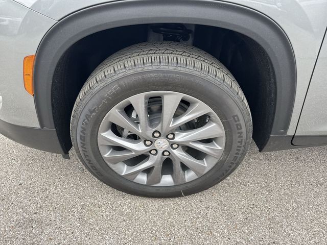 Buick Enclave Vehicle Full-screen Gallery Image 10
