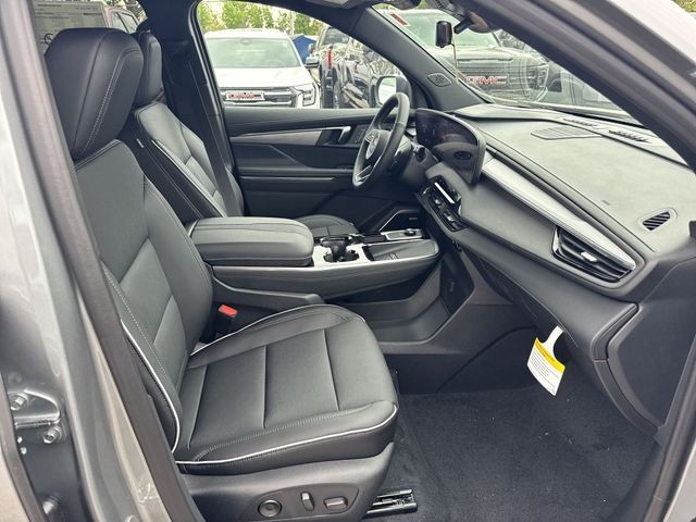 Buick Enclave Vehicle Full-screen Gallery Image 25