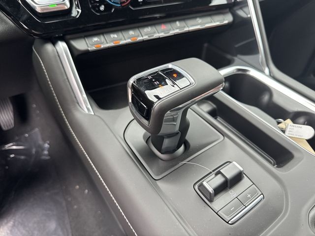 GMC Sierra 1500 Vehicle Full-screen Gallery Image 20