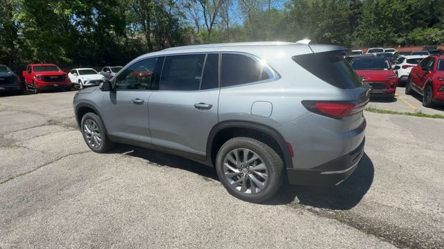 Buick Enclave Vehicle Full-screen Gallery Image 06