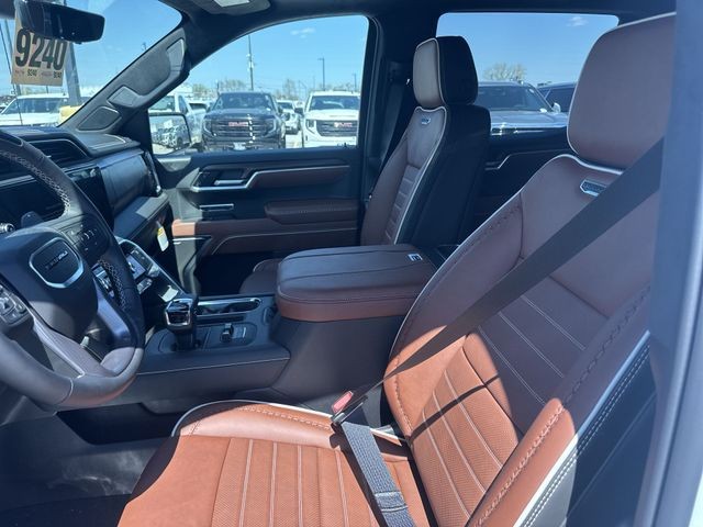 GMC Sierra 1500 Vehicle Full-screen Gallery Image 11