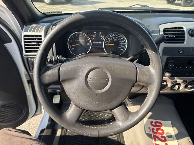 Chevrolet Colorado Vehicle Full-screen Gallery Image 14