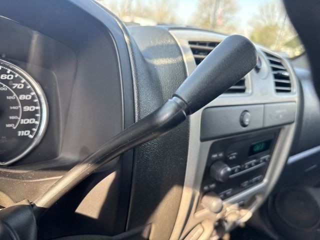 Chevrolet Colorado Vehicle Full-screen Gallery Image 18