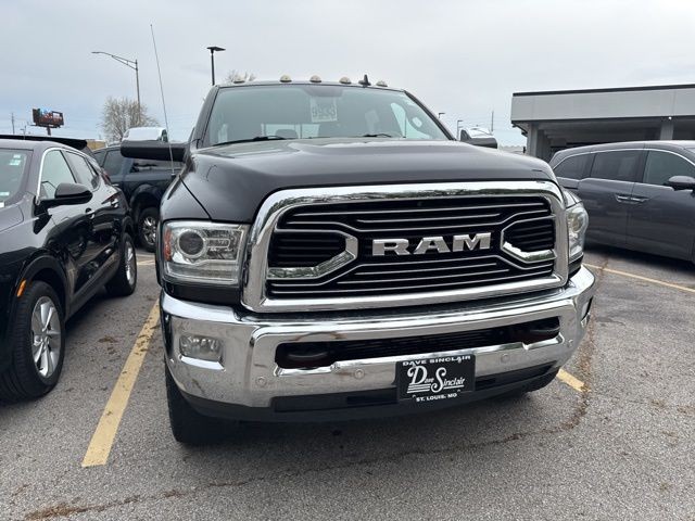 Ram 2500 Vehicle Full-screen Gallery Image 09