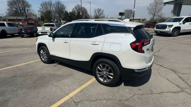 GMC Terrain Vehicle Full-screen Gallery Image 07