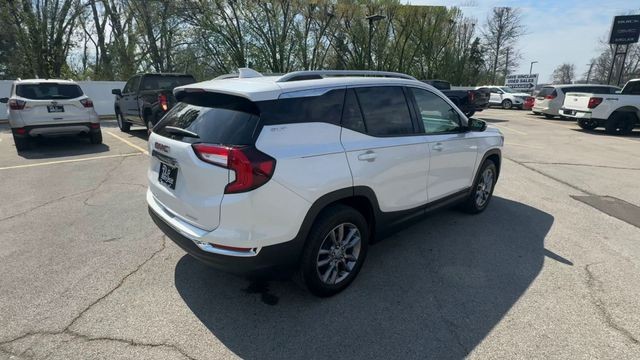 GMC Terrain Vehicle Full-screen Gallery Image 10