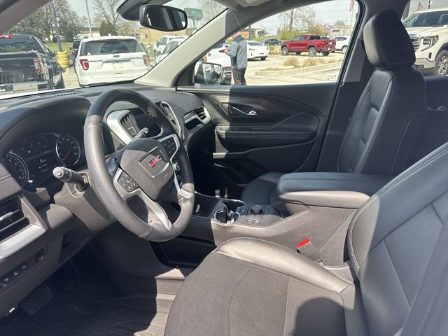 GMC Terrain Vehicle Full-screen Gallery Image 13