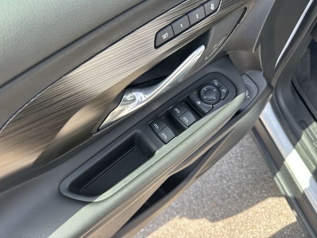 GMC Terrain Vehicle Full-screen Gallery Image 27