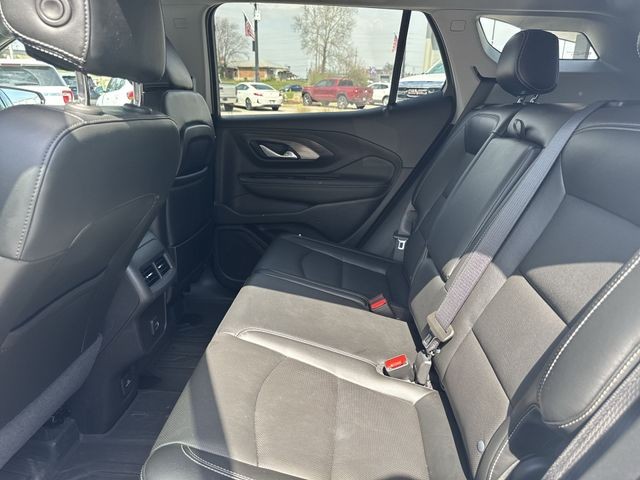 GMC Terrain Vehicle Full-screen Gallery Image 28