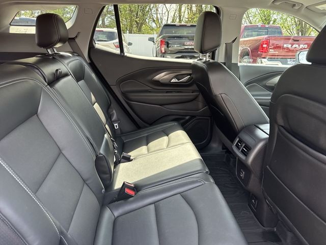 GMC Terrain Vehicle Full-screen Gallery Image 30