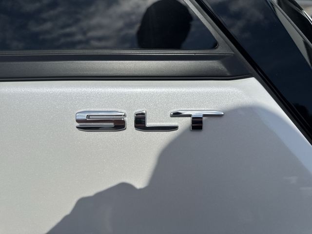 GMC Terrain Vehicle Full-screen Gallery Image 34