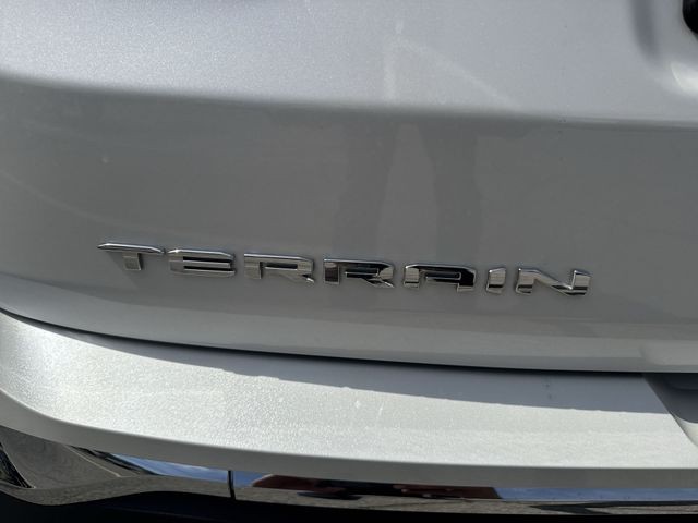 GMC Terrain Vehicle Full-screen Gallery Image 35