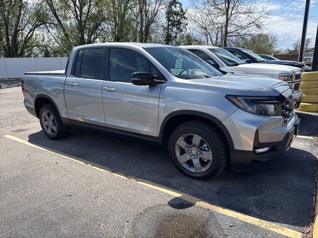 Honda Ridgeline Vehicle Full-screen Gallery Image 06