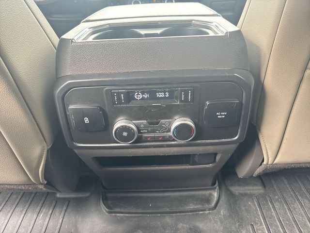 Ford Expedition Vehicle Full-screen Gallery Image 26