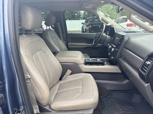Ford Expedition Vehicle Full-screen Gallery Image 32