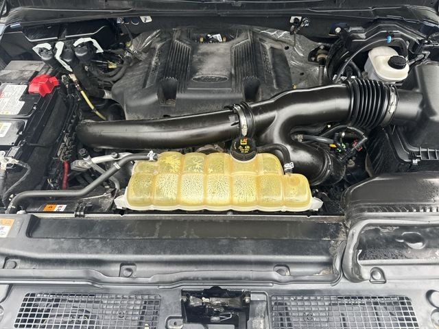 Ford Expedition Vehicle Full-screen Gallery Image 34
