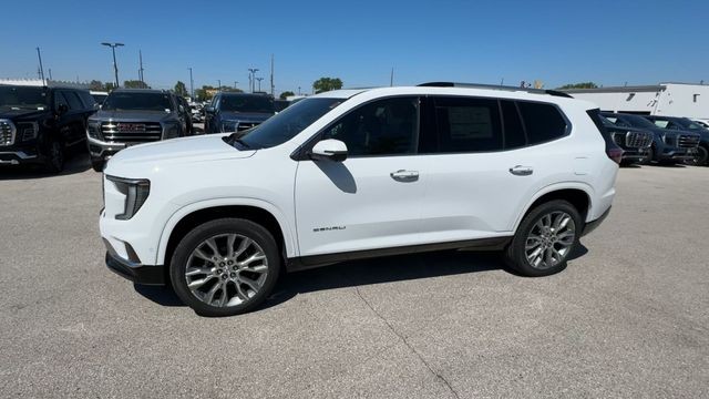 GMC Acadia Vehicle Full-screen Gallery Image 04