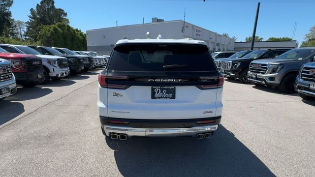 GMC Acadia Vehicle Full-screen Gallery Image 07
