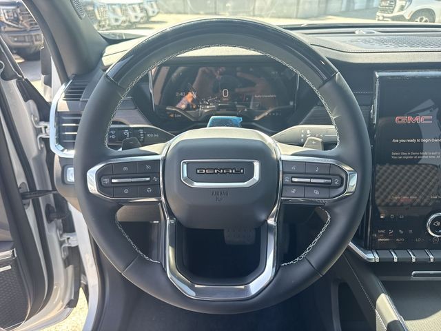 GMC Acadia Vehicle Full-screen Gallery Image 14