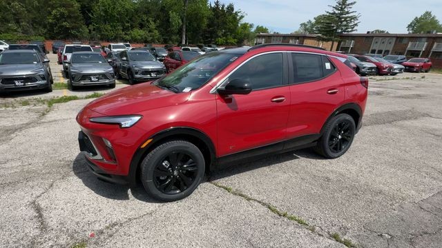 Buick Encore GX Vehicle Full-screen Gallery Image 04