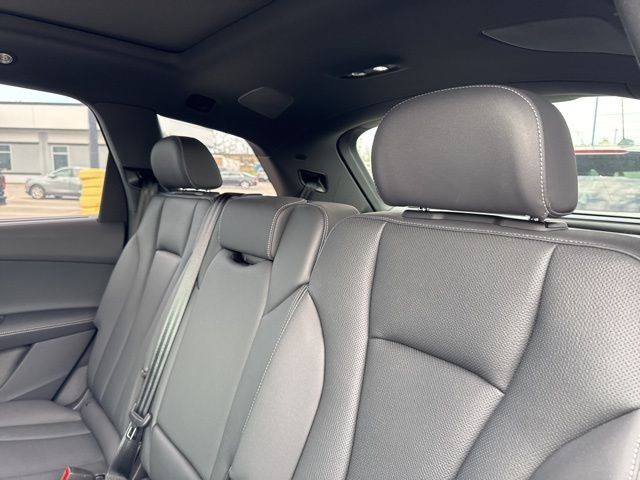 Audi Q7 Vehicle Full-screen Gallery Image 19