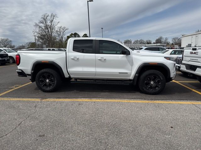 GMC Canyon Vehicle Full-screen Gallery Image 06